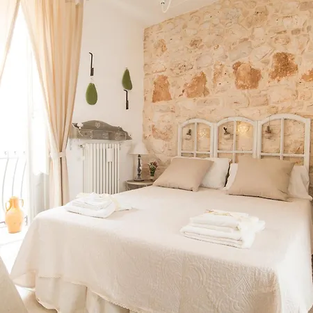 Manidibianco Apulian Relaxing Turi